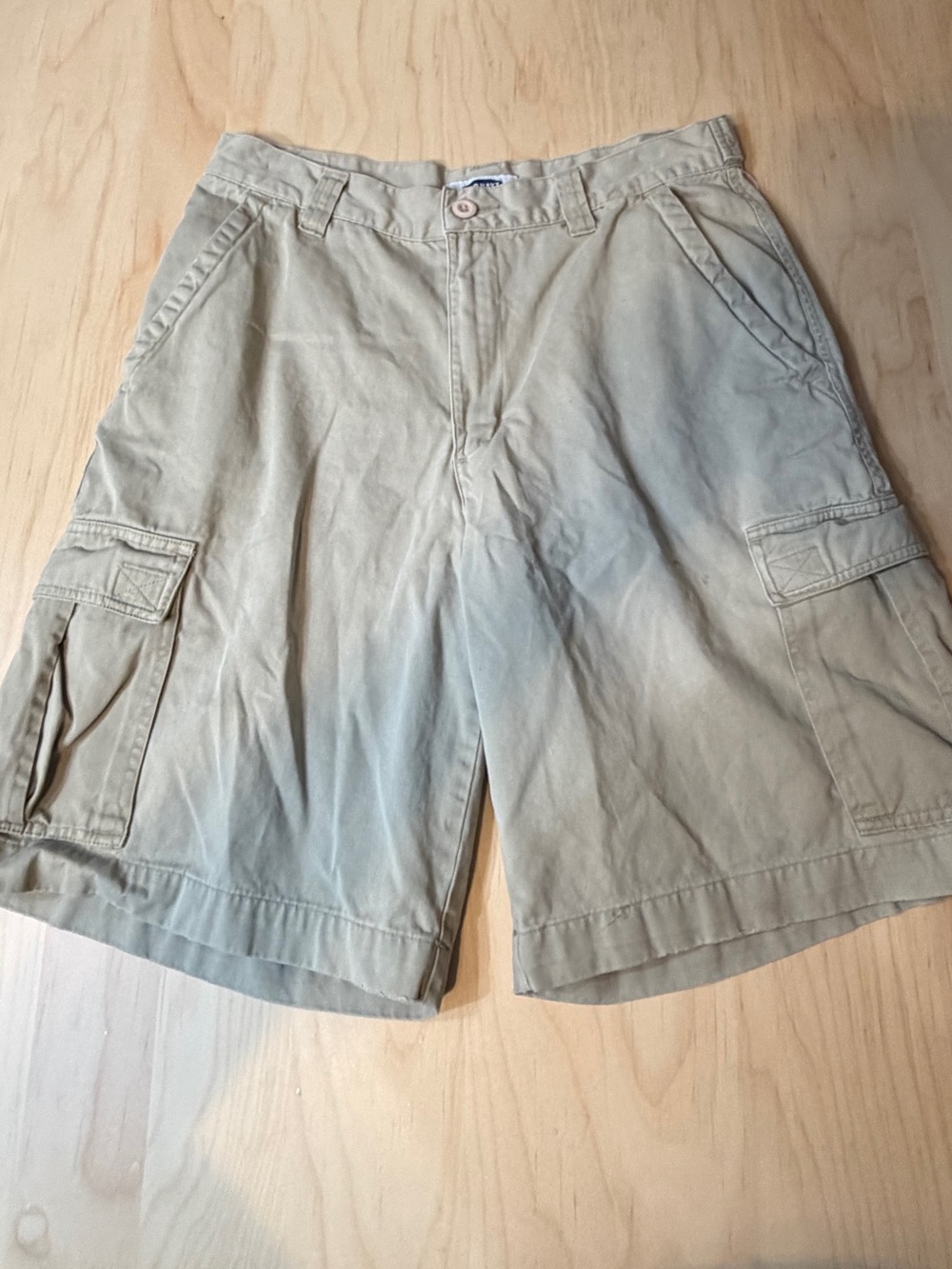 Old Navy Khaki Cargo Shorts W32